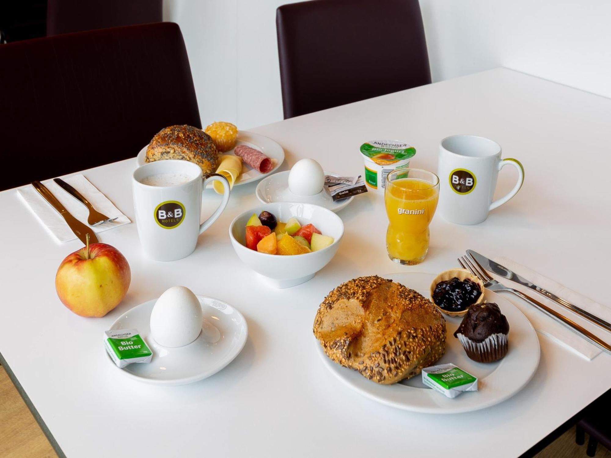B&B Hotel Duisburg Hbf-Sued Экстерьер фото