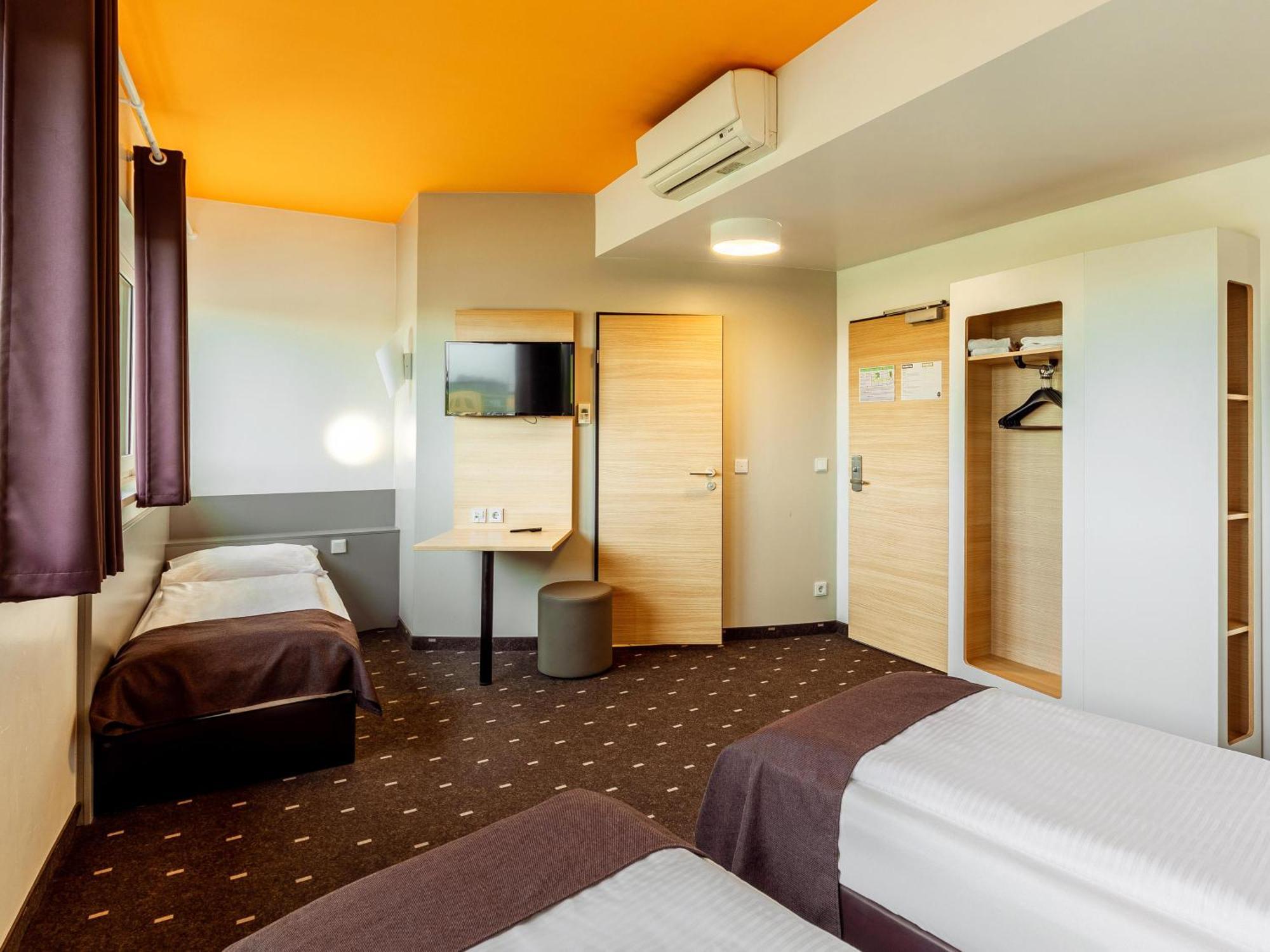 B&B Hotel Duisburg Hbf-Sued Экстерьер фото