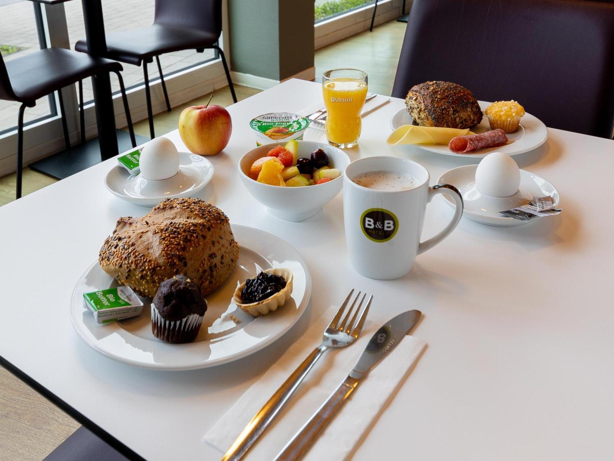 B&B Hotel Duisburg Hbf-Sued Экстерьер фото