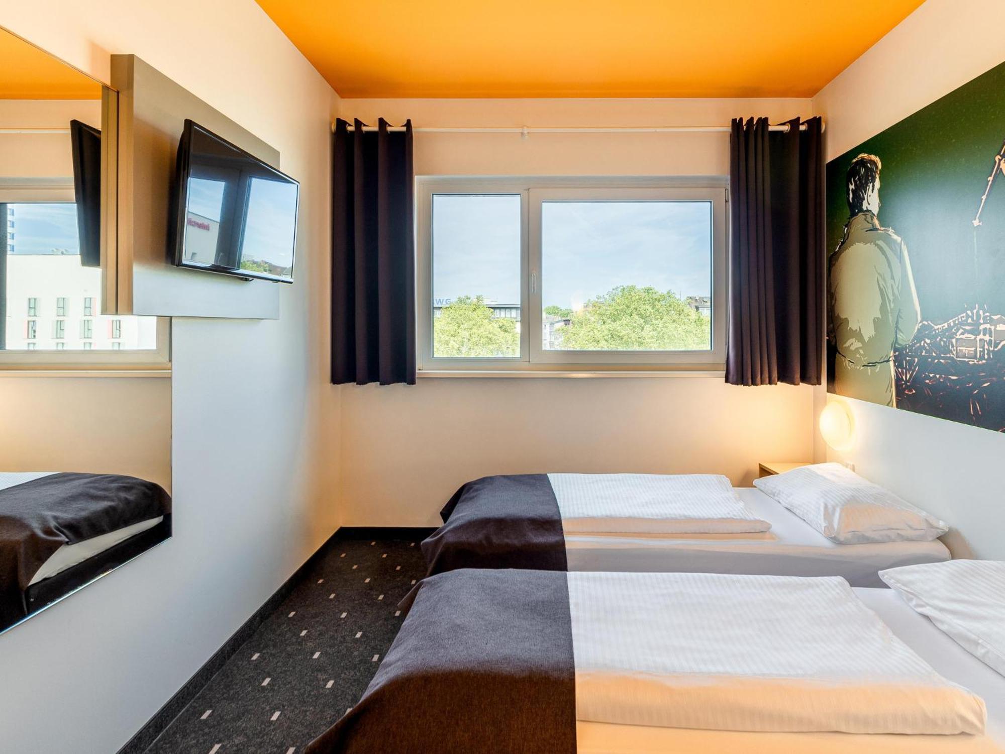 B&B Hotel Duisburg Hbf-Sued Экстерьер фото